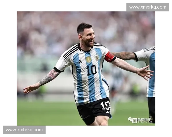梅西神奇进球回顾 足球场上演绝美瞬间与巅峰技艺展示